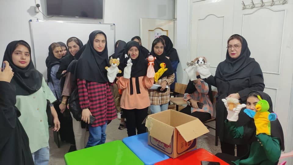 آموزشگاه علمی هنری دخترانه و پسرانه علم در بندرعباس