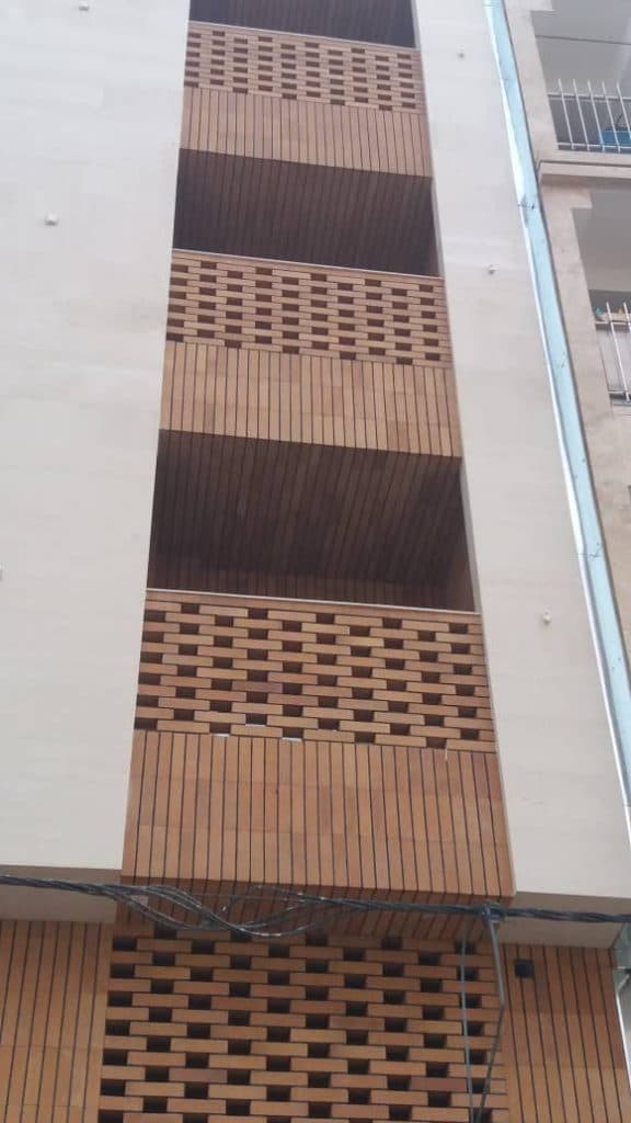 اجرای نما آجر و رومی ساختمان طلایی در همدان