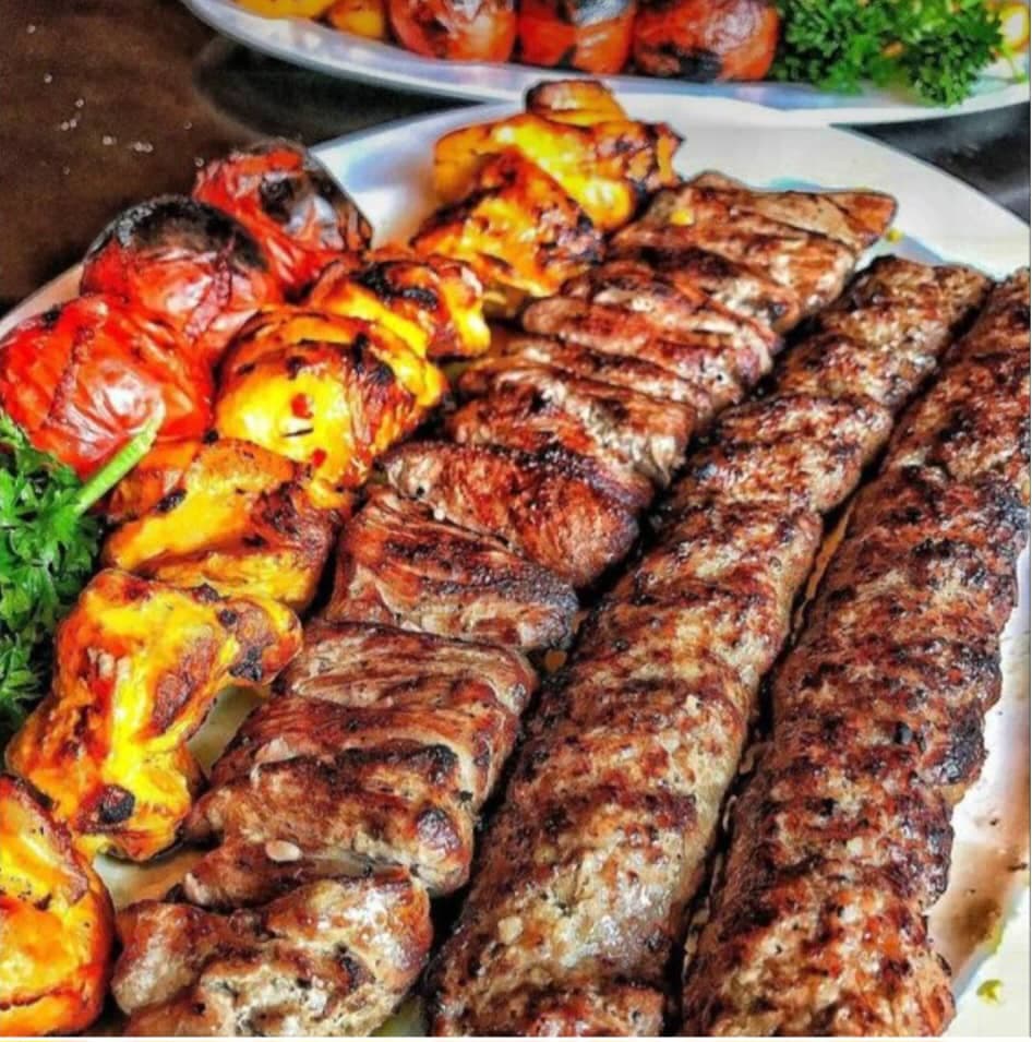 کبابسرای رزم در چمستان