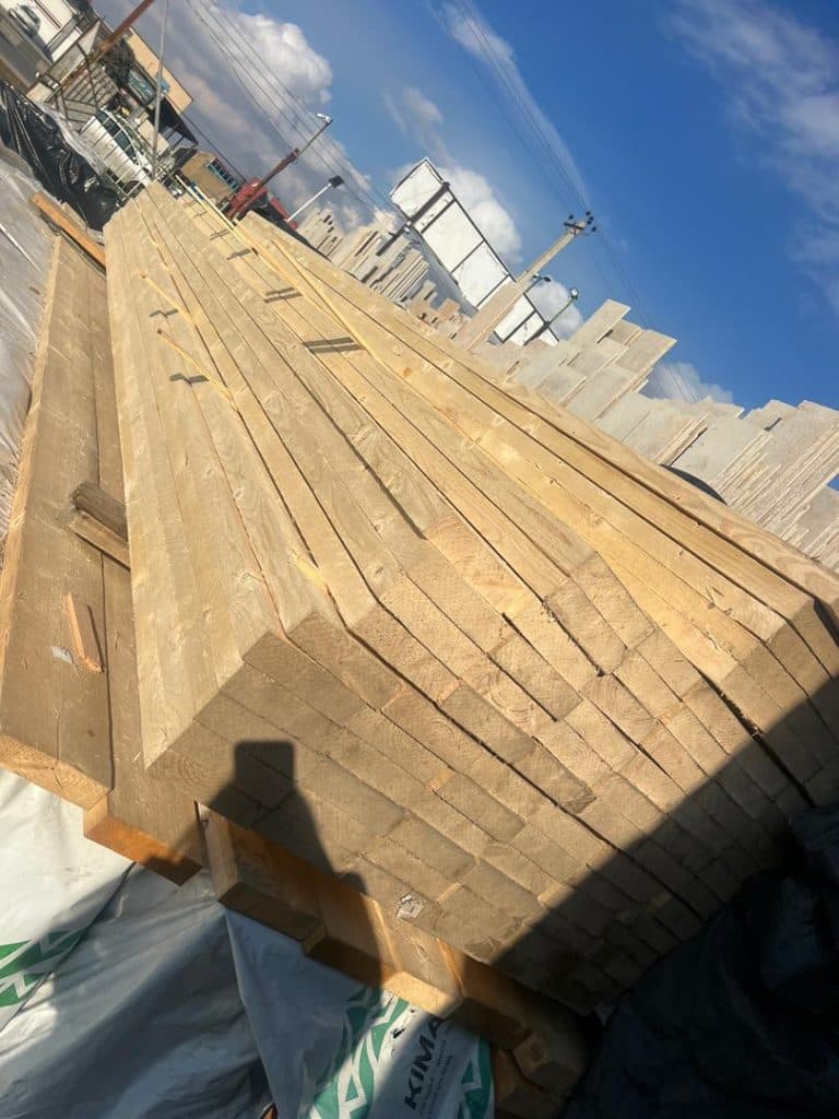 پخش عمده تخته و چوب روسی حجت آوانسری در ارومیه
