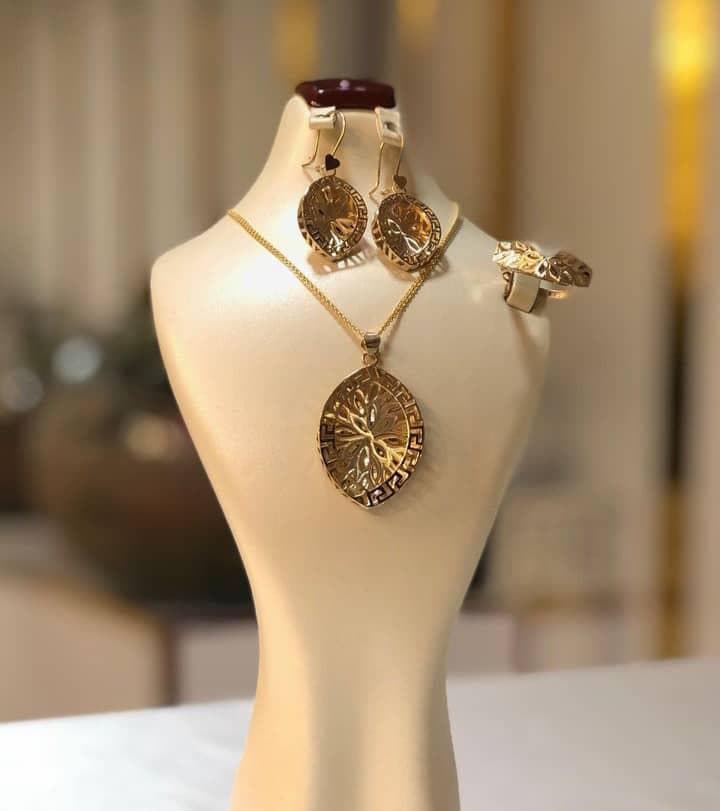 آموزشگاه طلا و جواهرسازی عاج در اصفهان