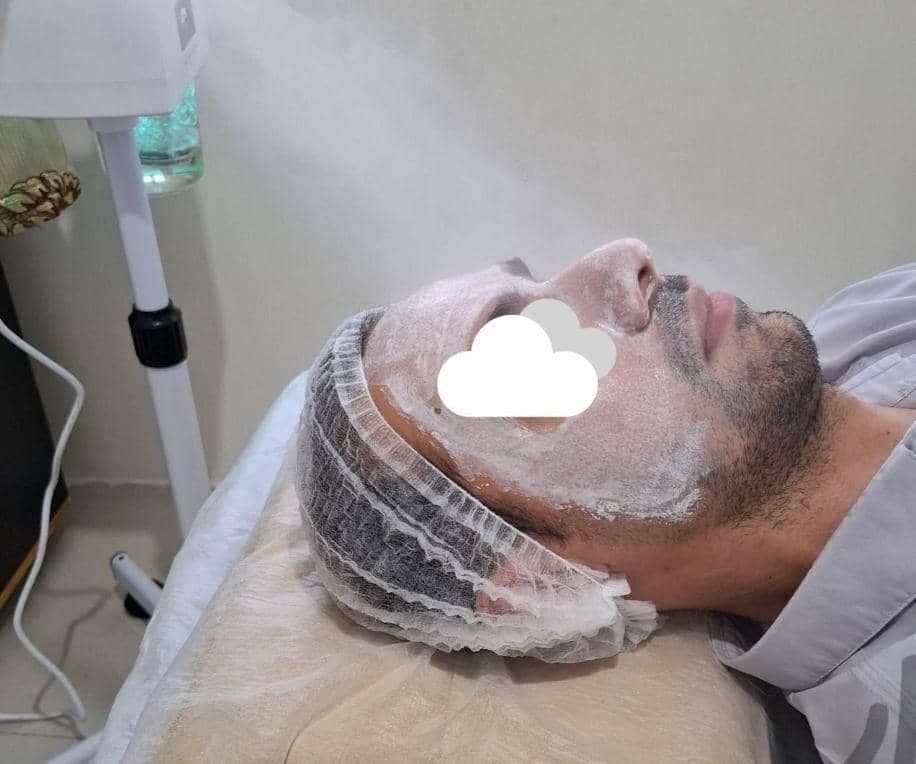 خدمات فیشیال و جوانسازی پوست آقایان و بانوان زهرا فلاحی در نوبهار کرمانشاه