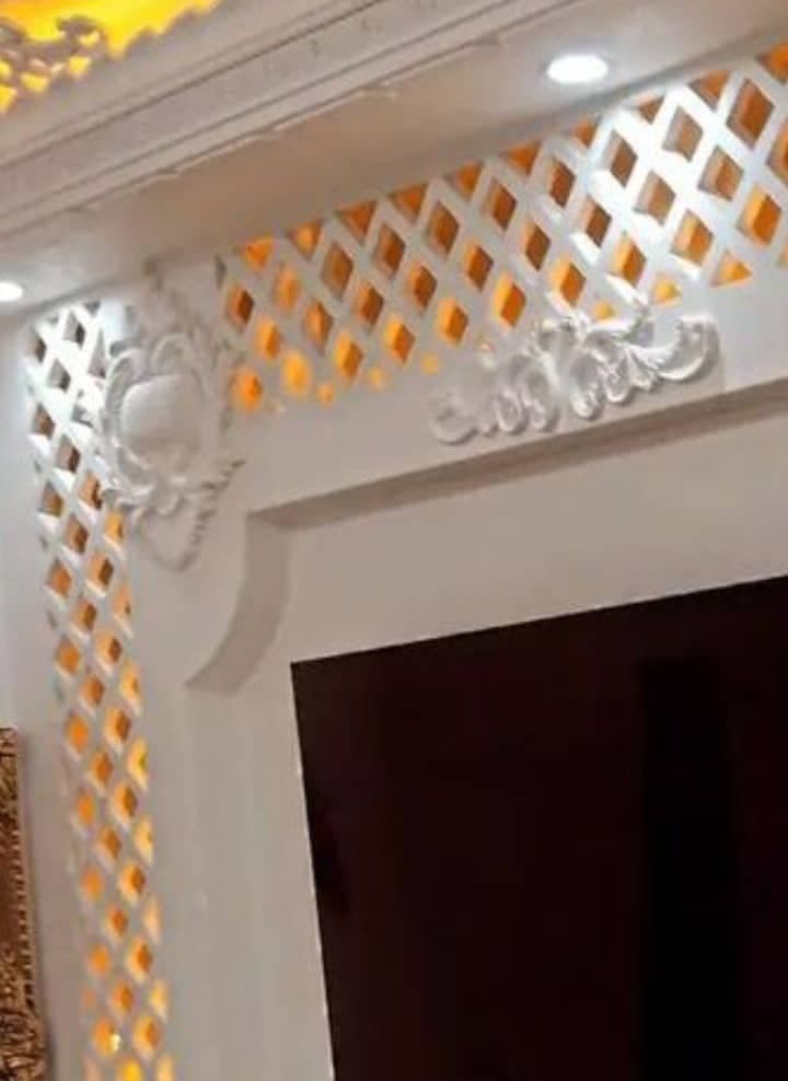 گچکاری مدرن ساختمان منصوری در ملکان