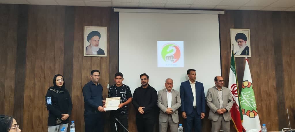 احمدرضا سوری لکی قهرمان کیک بوکسینگ در تهران