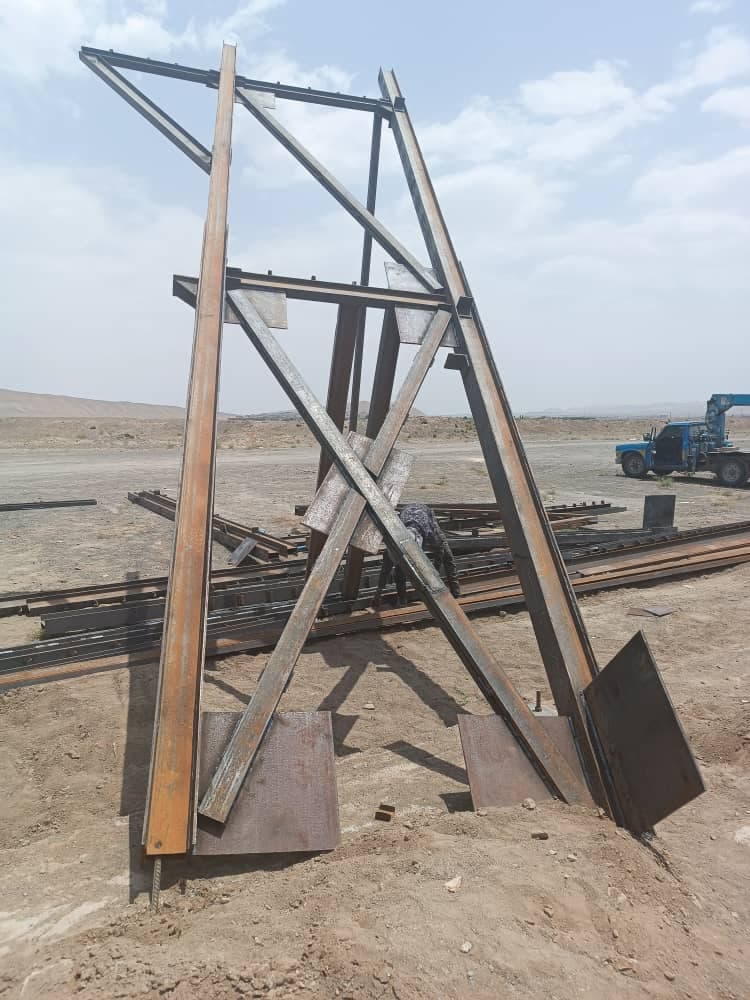 یدک کش و جرثقیل حسن محمدی در بیرجند