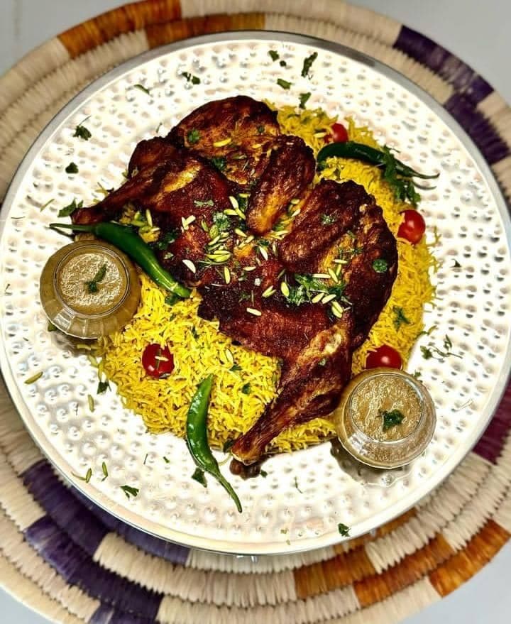 بیرون بر هیل و زعفران در بلوار ساحلی بندر کنگان