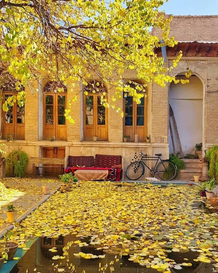 خرید و فروش املاک مسکونی و تجاری گشول ممزایی در اصفهان