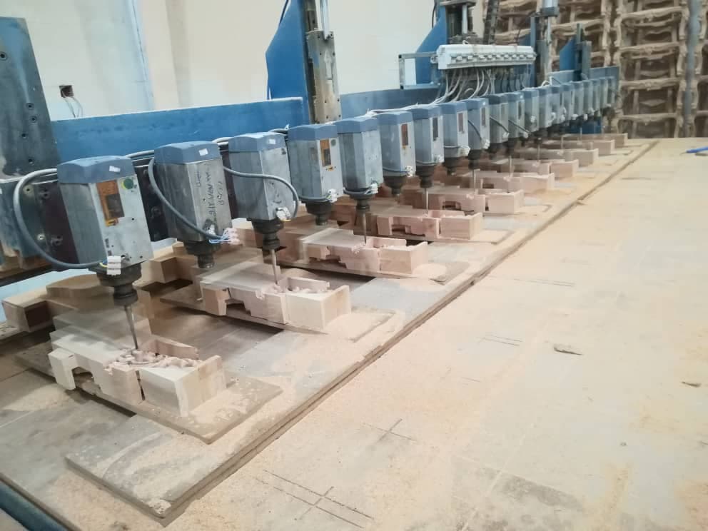 تعمیرات دستگاه های cnc چوب و ام دی اف پارسیان صنعت در تهران