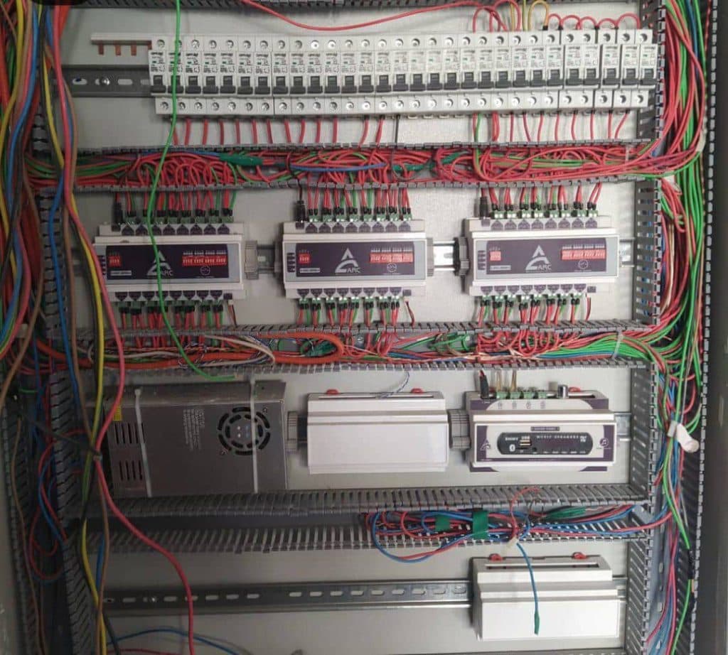 برق کاری ساختمانی و صنعتی مهربان در چابهار