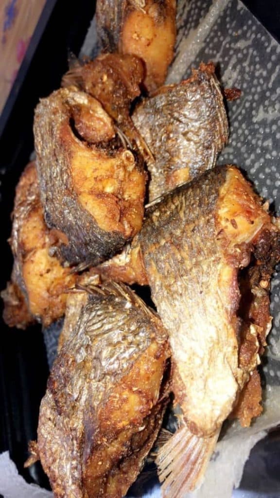 بیرون بر و آشپزخانه مسلم چابهار