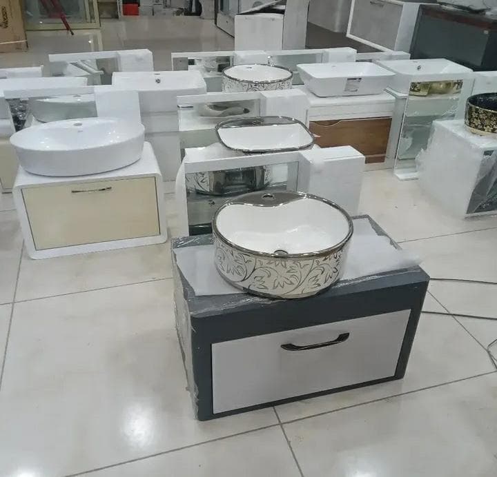 فروشگاه تاسیسات و تجهیزات ساختمان مهندس بشیری در خوی