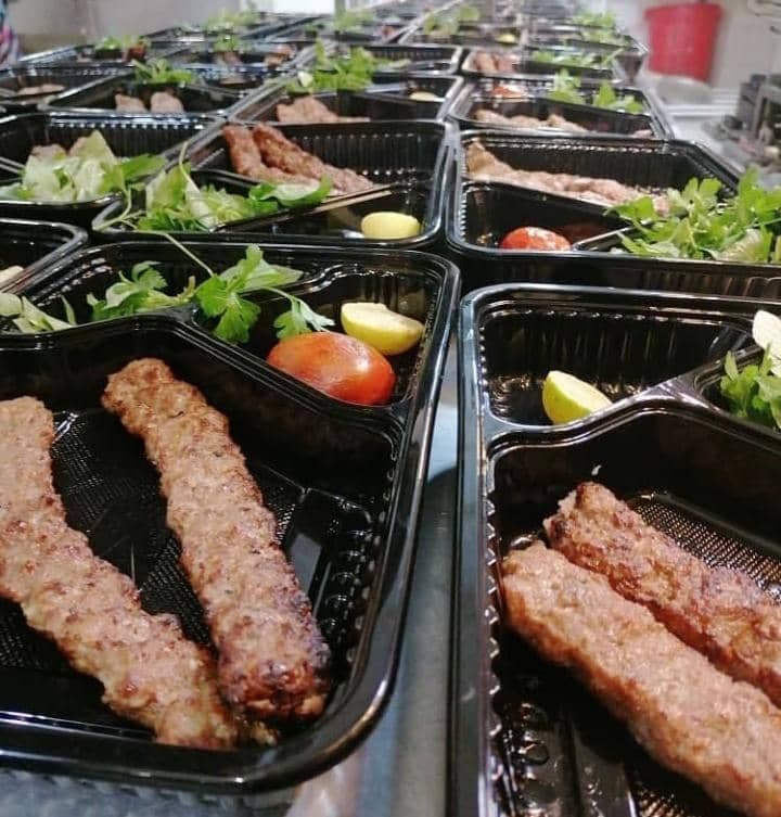 تهیه غذای پارسه در بعثت کرمان