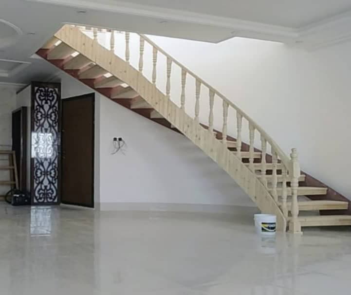 ساخت و طراحی پله گرد و اسپیرال مارپیچ عزیزی در بهشهر