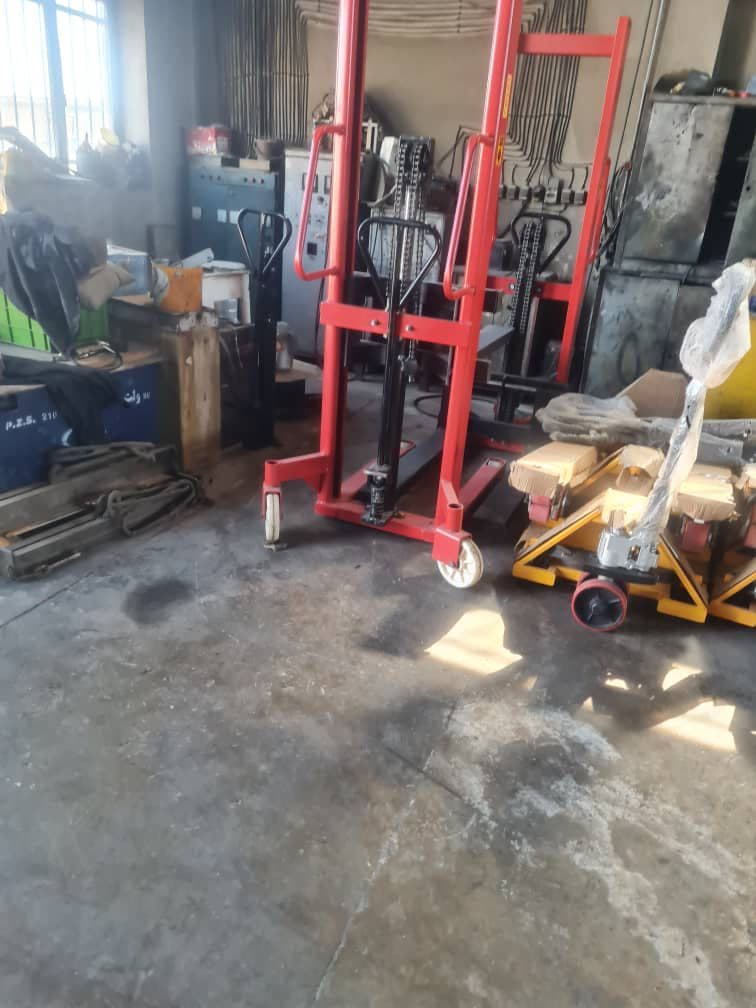 فروش و خدمات پس از فروش پالت و استاکر سهند هیدرولیک تبریز