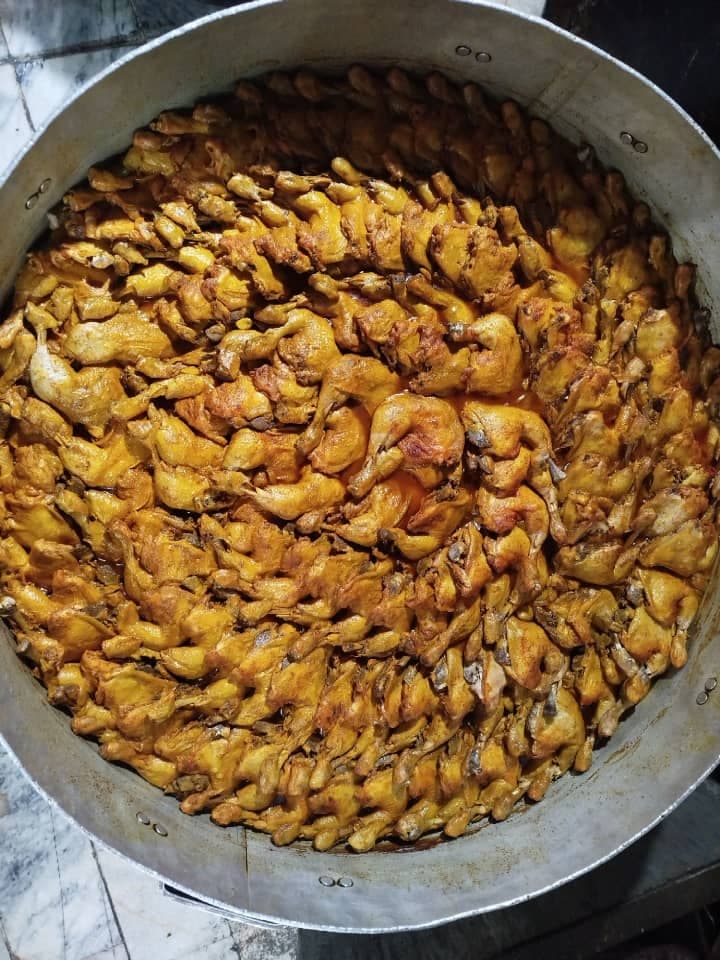 کترینگ و بیرون بر اویتا در مشهد