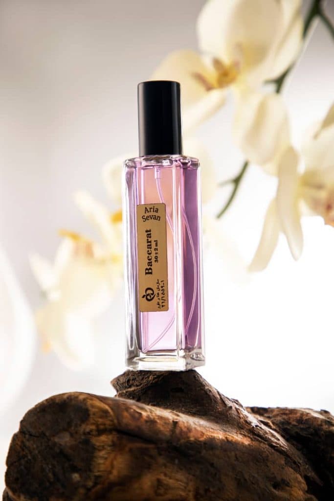 شرکت عطر آریاسون سعید حنیفه زاده در کرج