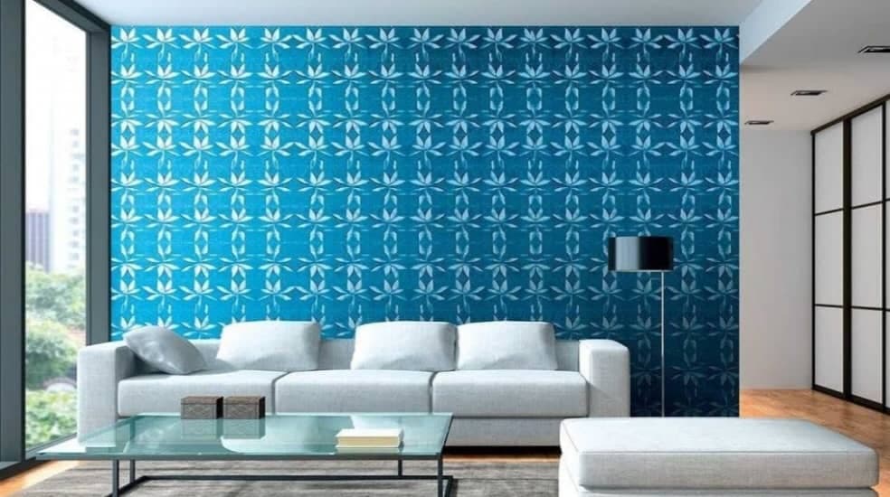 اجرای طرح کاغذ دیواری با رنگ برادران عابدزاده در قرچک