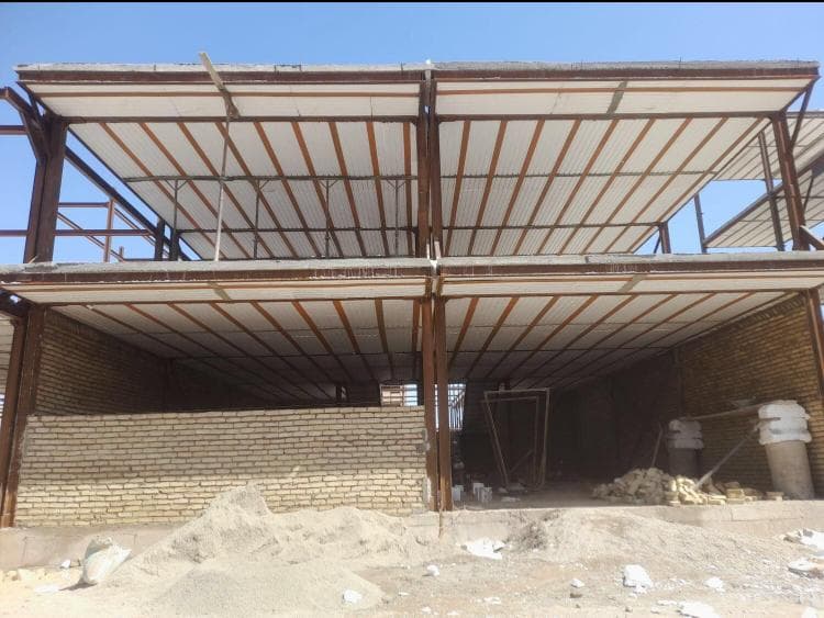 اجرای بتن ریزی سقف های فلزی سلطانی در نظر آباد
