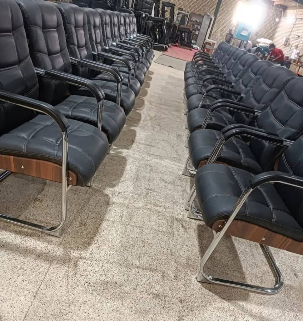 تولید و فروش مبلمان و میز اداری آپادانا پدیده در اسلامشهر