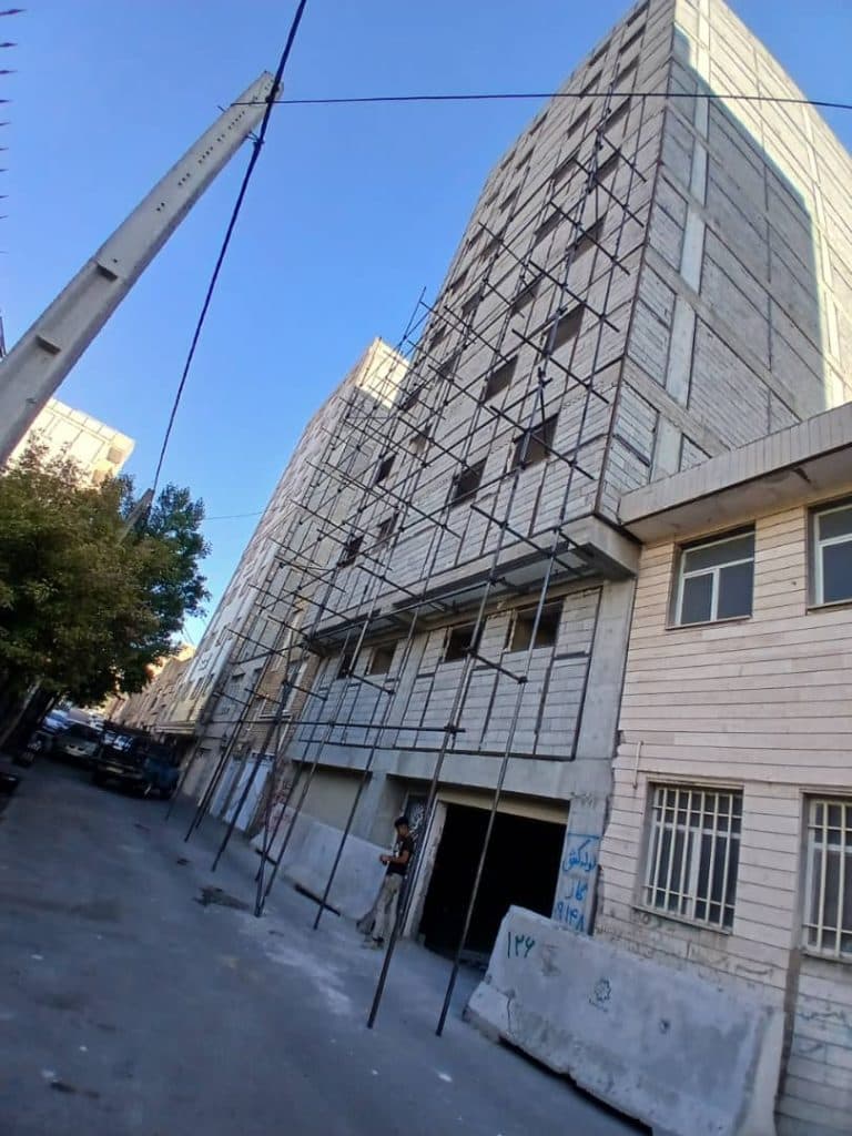 داربست والائی در تبریز