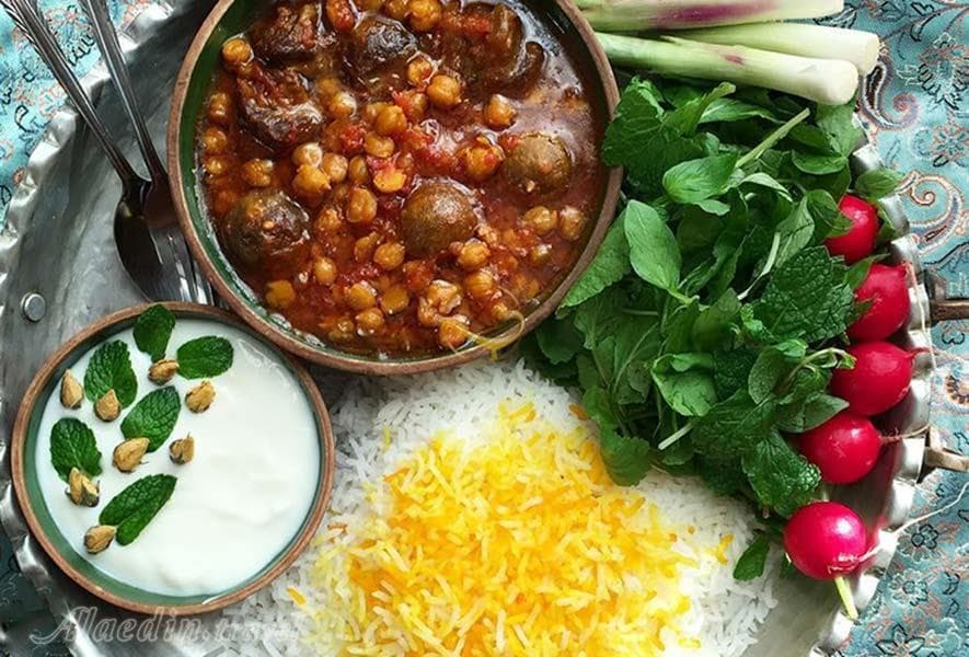 حلیم و غذا سنتی بابابزرگ در چیتگر تهران
