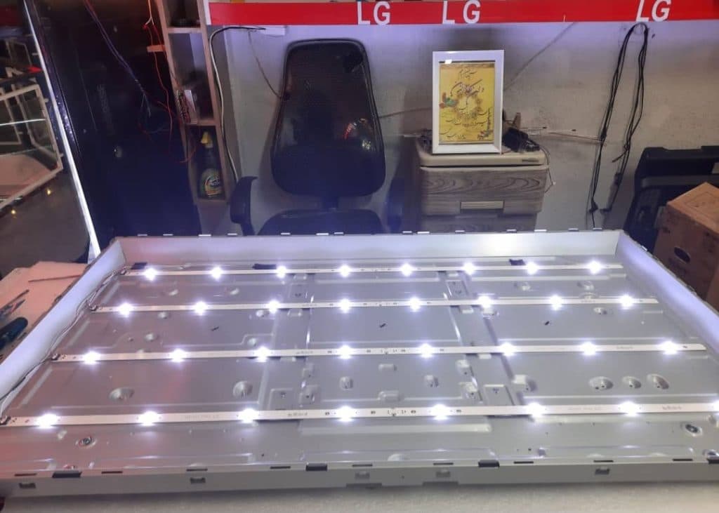 تعمیرات تخصصی تلوزیون LED و LCD سامسونگ وحید یزدی در سعدی مشهد