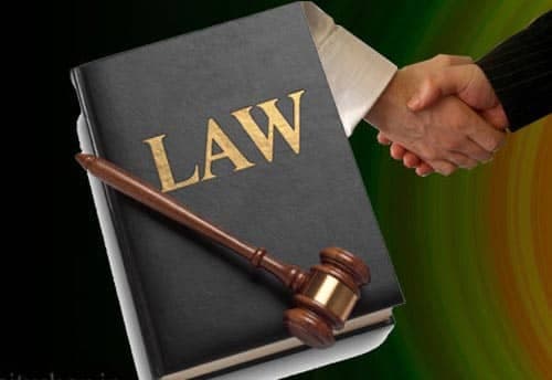 وکیل کیفری و حقوقی پایه یک دادگستری مجتبی اکبری در قروه