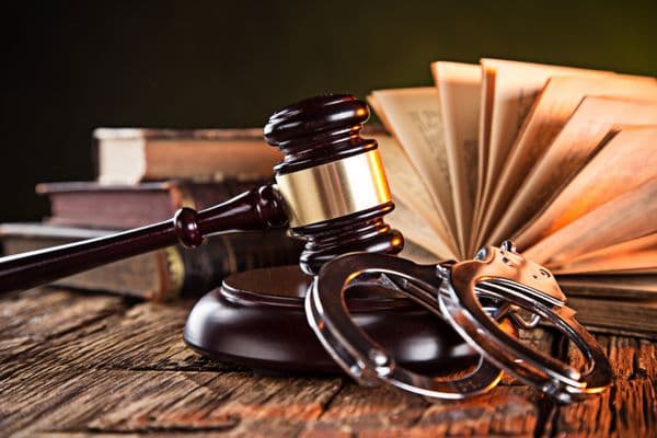 وکیل کیفری و حقوقی پایه یک دادگستری مجتبی اکبری در قروه