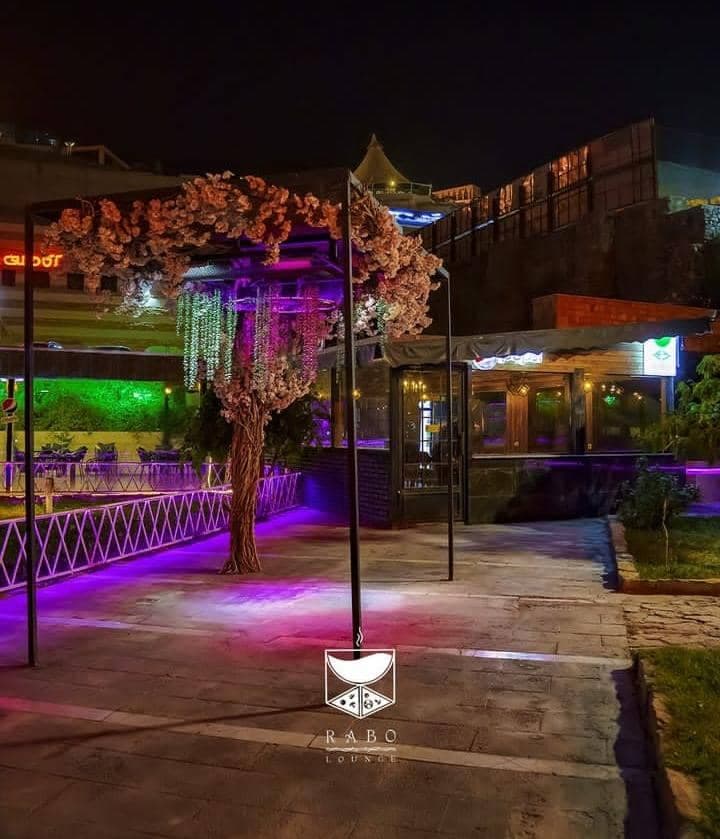 کافه رستوران رابو در هاشمیه مشهد