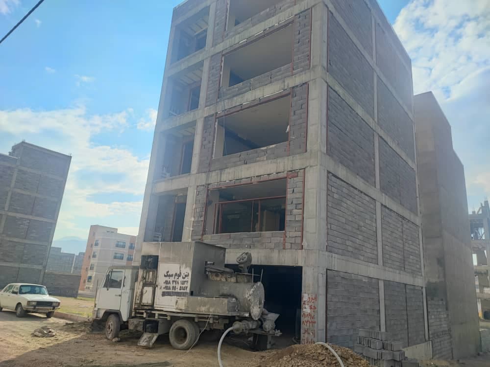 فوم بتن سبک و کف سازی آریا کورد در سنندج