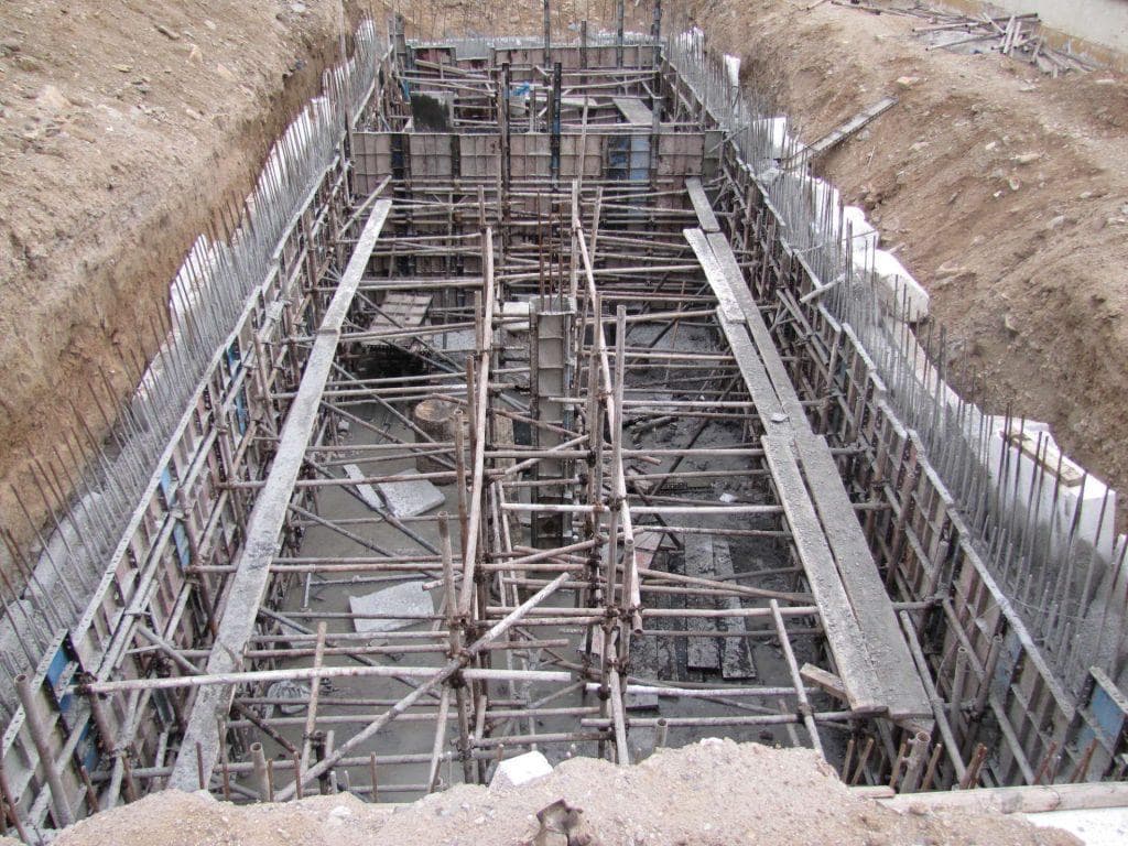 اجاره و نصب داربست فلزی قهرمانی در ماکو
