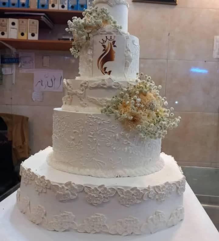 شیرینی سرا قنادباشی در آستانه اشرفیه
