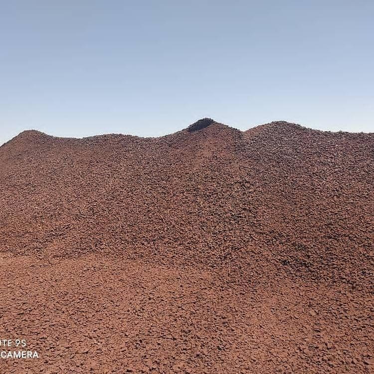 پوکه معدنی زارعی قروه