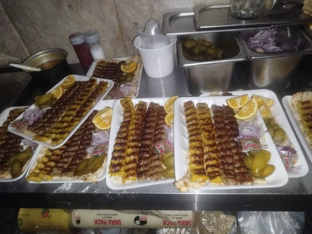 کبابی ولیعصر در مشهد