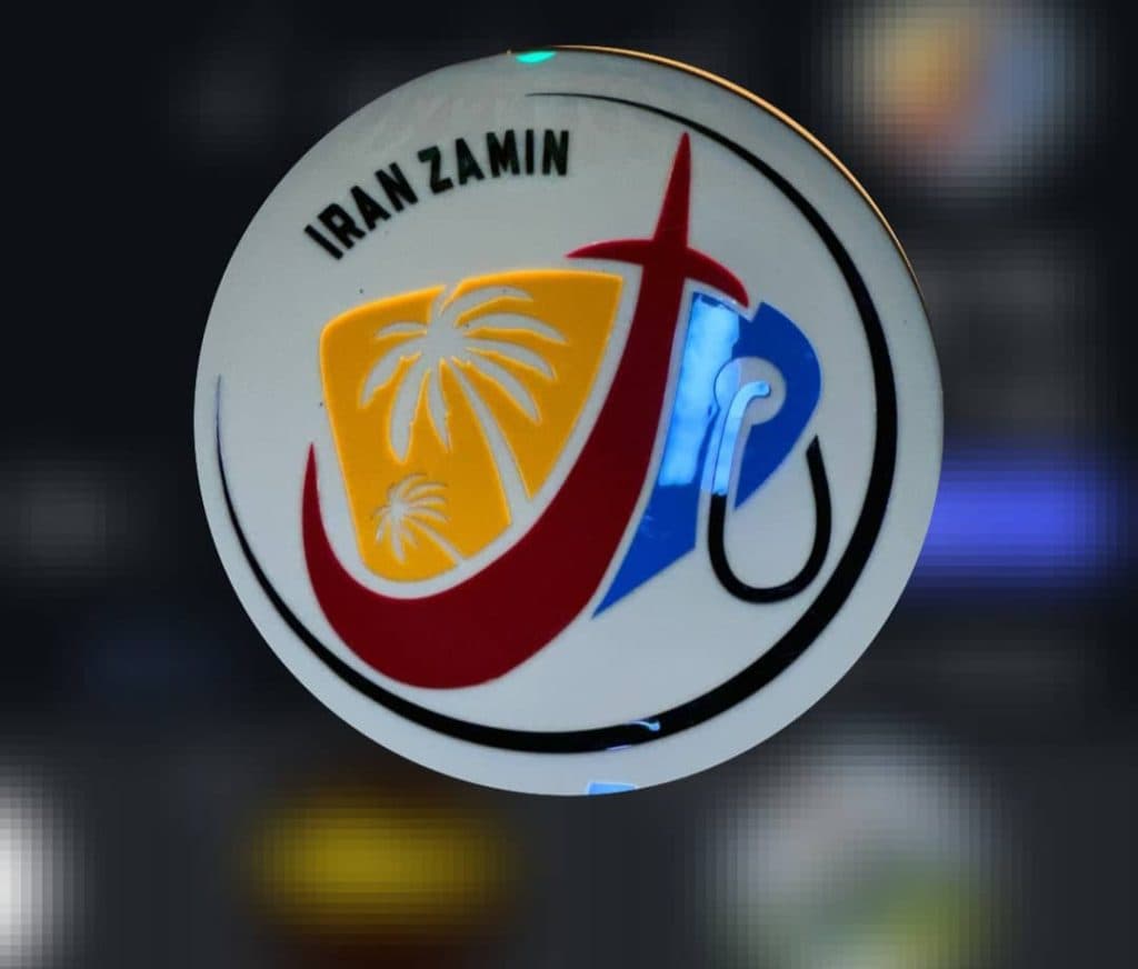 کافه رستوران ایران زمین در درگهان