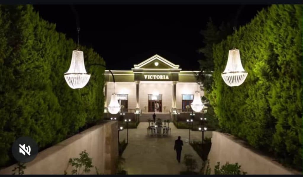 کافه رستوران ویکتوریا در نکا
