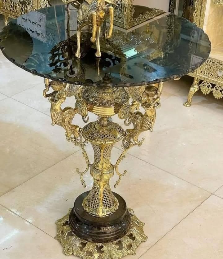 تولیدی مجسمه های برنزی فرهاد پیرهادی در افسریه تهران