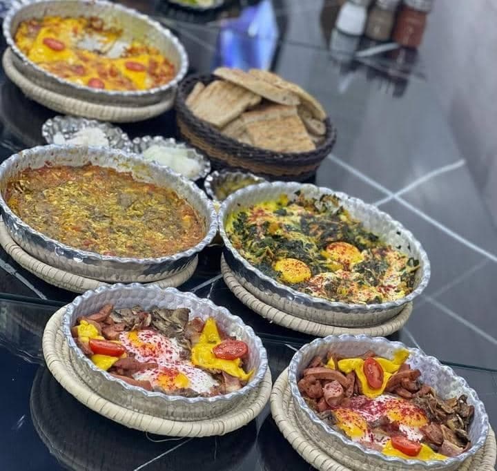 کافه رستوران کندو در بندرانزلی