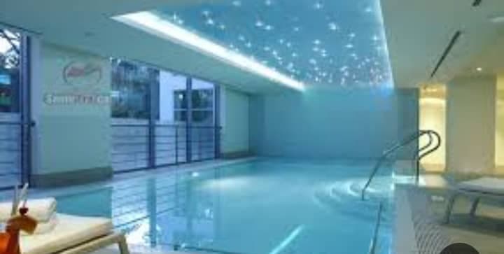 نورپردازی نمای ساختمان رستگار در رشت