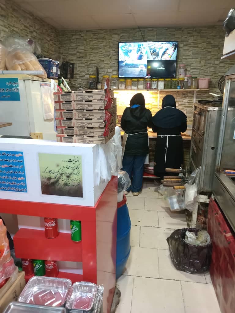 پیتزا ساندویچی پولک در رشت