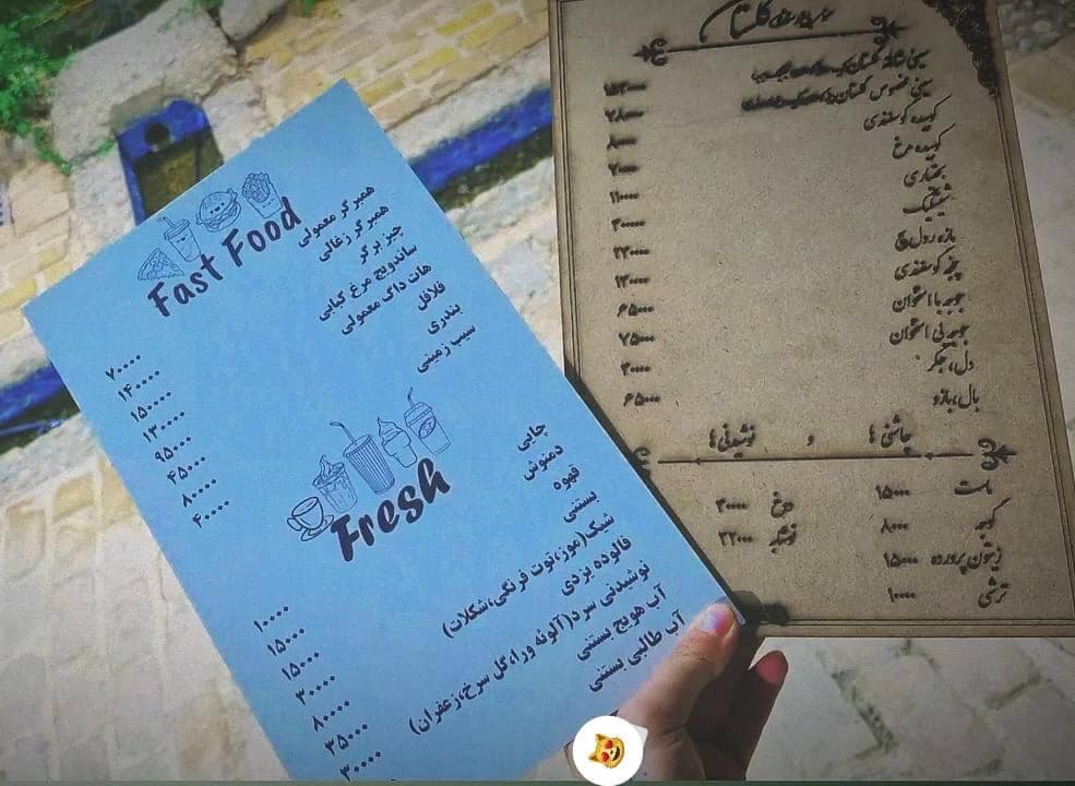 باغ رستوران گلستان در ابرکوه