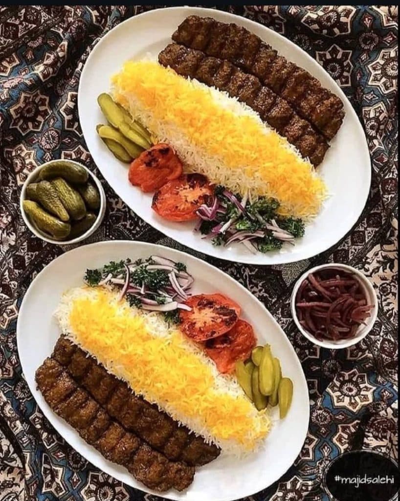 غذای آماده بیرون بر زارعی در زاهدان