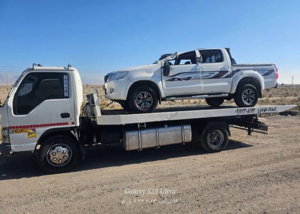 خدمات جرثقیل کفی خودروبر آریا نژاد در بندرعباس