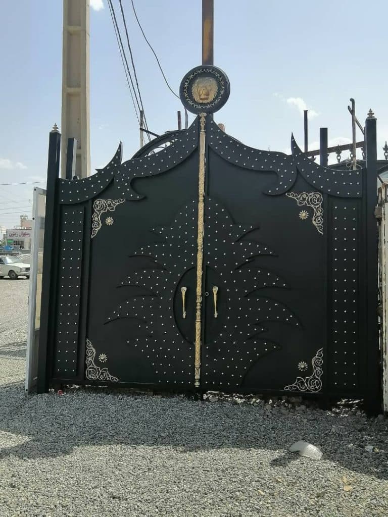 تولید و طراحی درب باغی و ریلی قویدل در چهارباغ