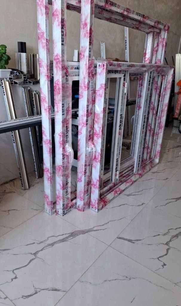تولید و نصب درب و پنجره upvc آکپا اطلس صنعت در میاندوآب