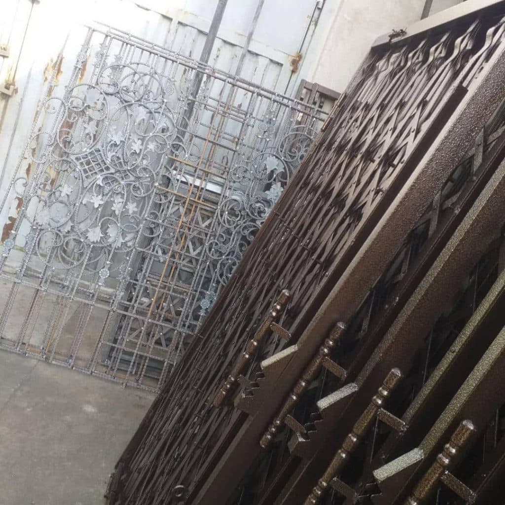 جوشکار درب و پنجره حاجی زاده در کیش