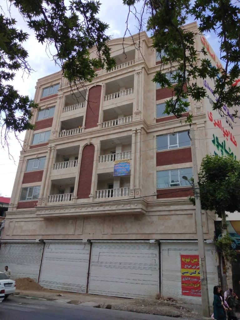 فروش و نصب کرکره برقی و درب اتوماتیک گروه فنی مهندسی ارس در قشم