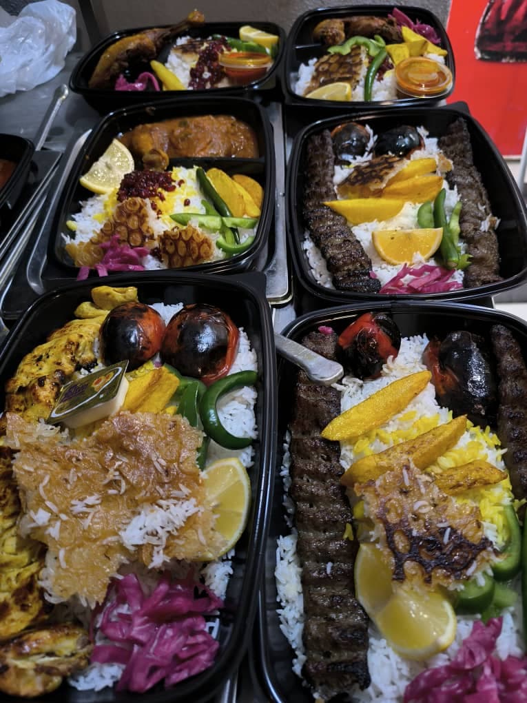غذای بیرون بر شالتو در بوشهر