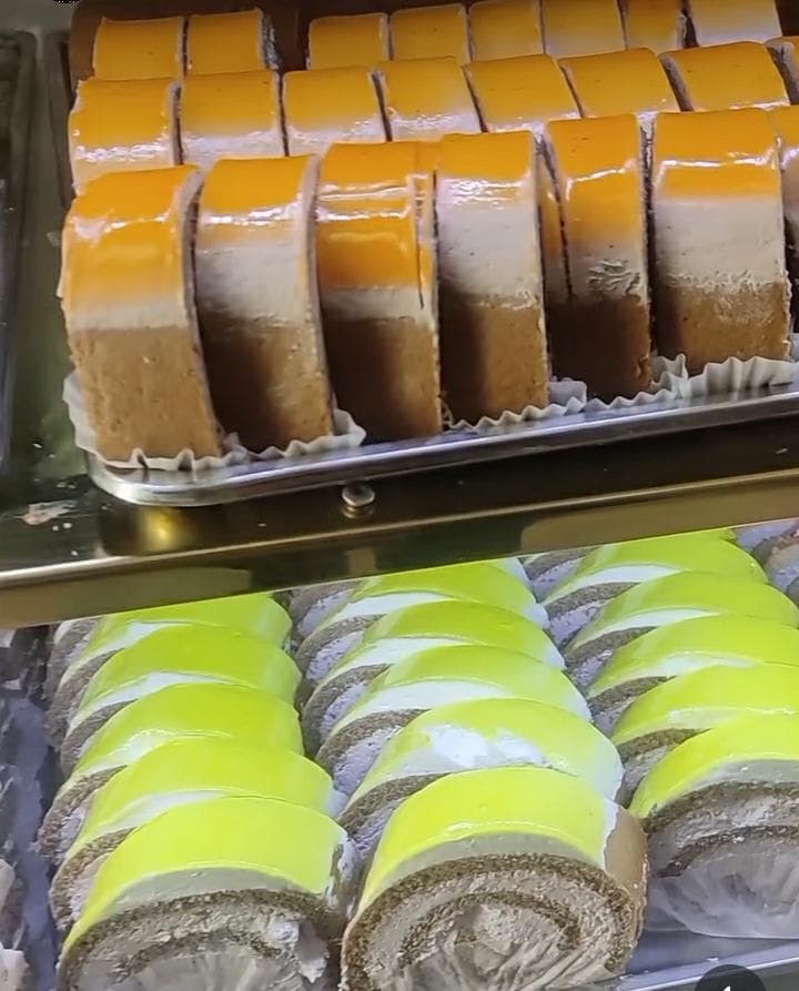 شیرینی فروشی امین در اندیمشک
