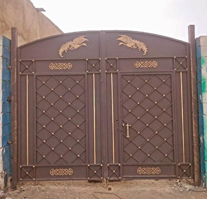 تولید درب و پنجره گروه صنعتی آقای درب در مشهد